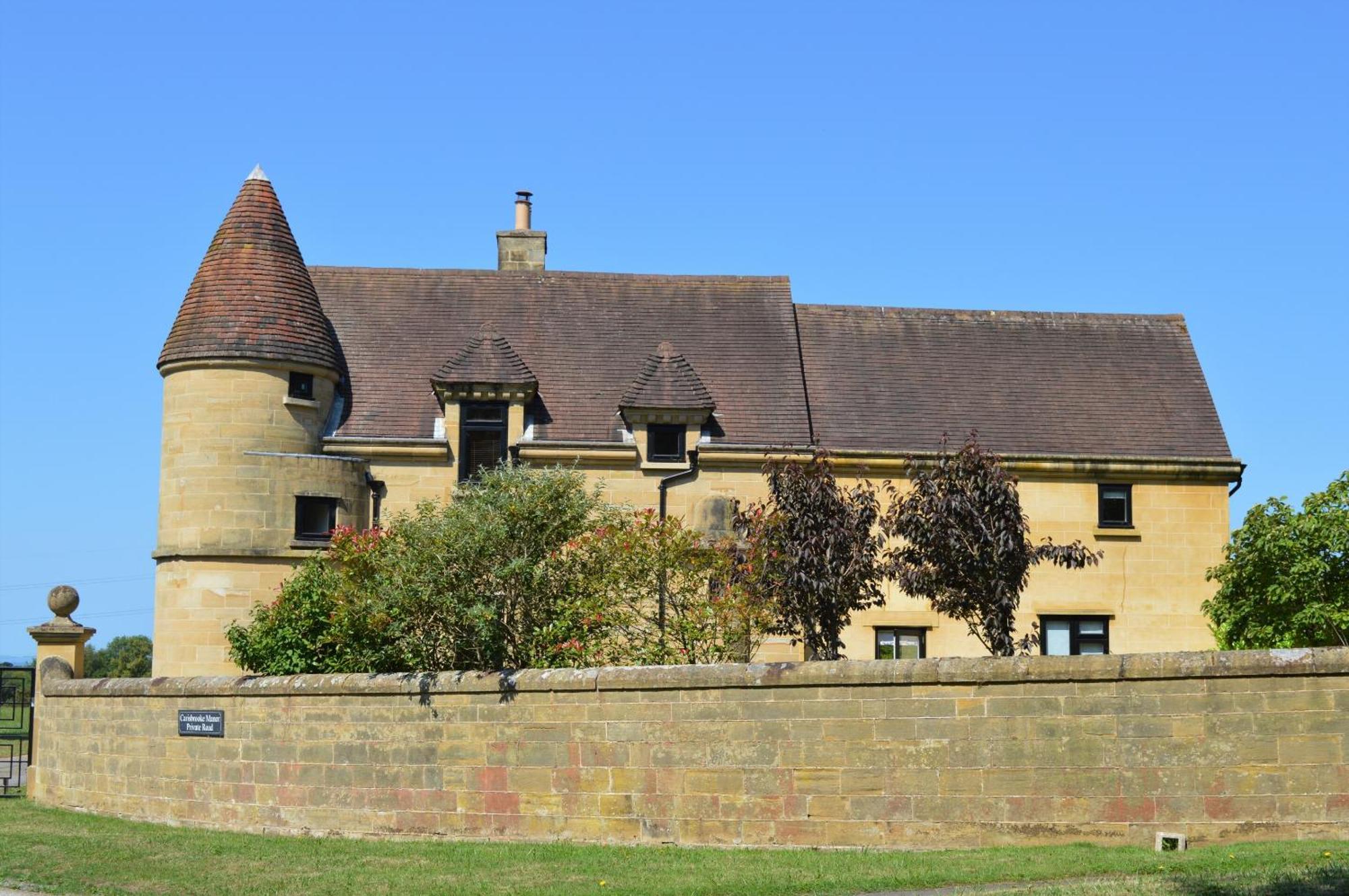 East Lodge Bolney Exterior photo