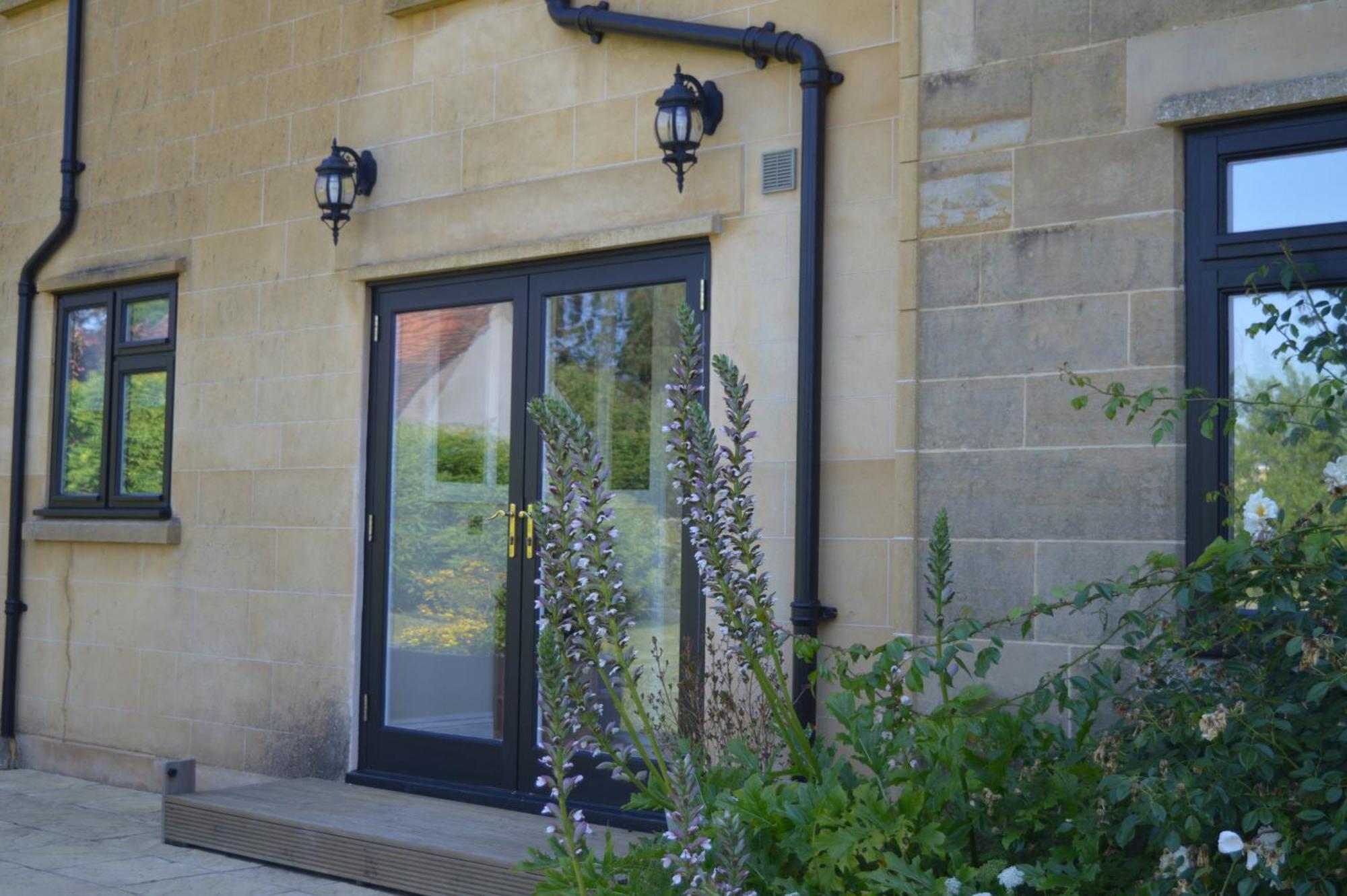 East Lodge Bolney Exterior photo