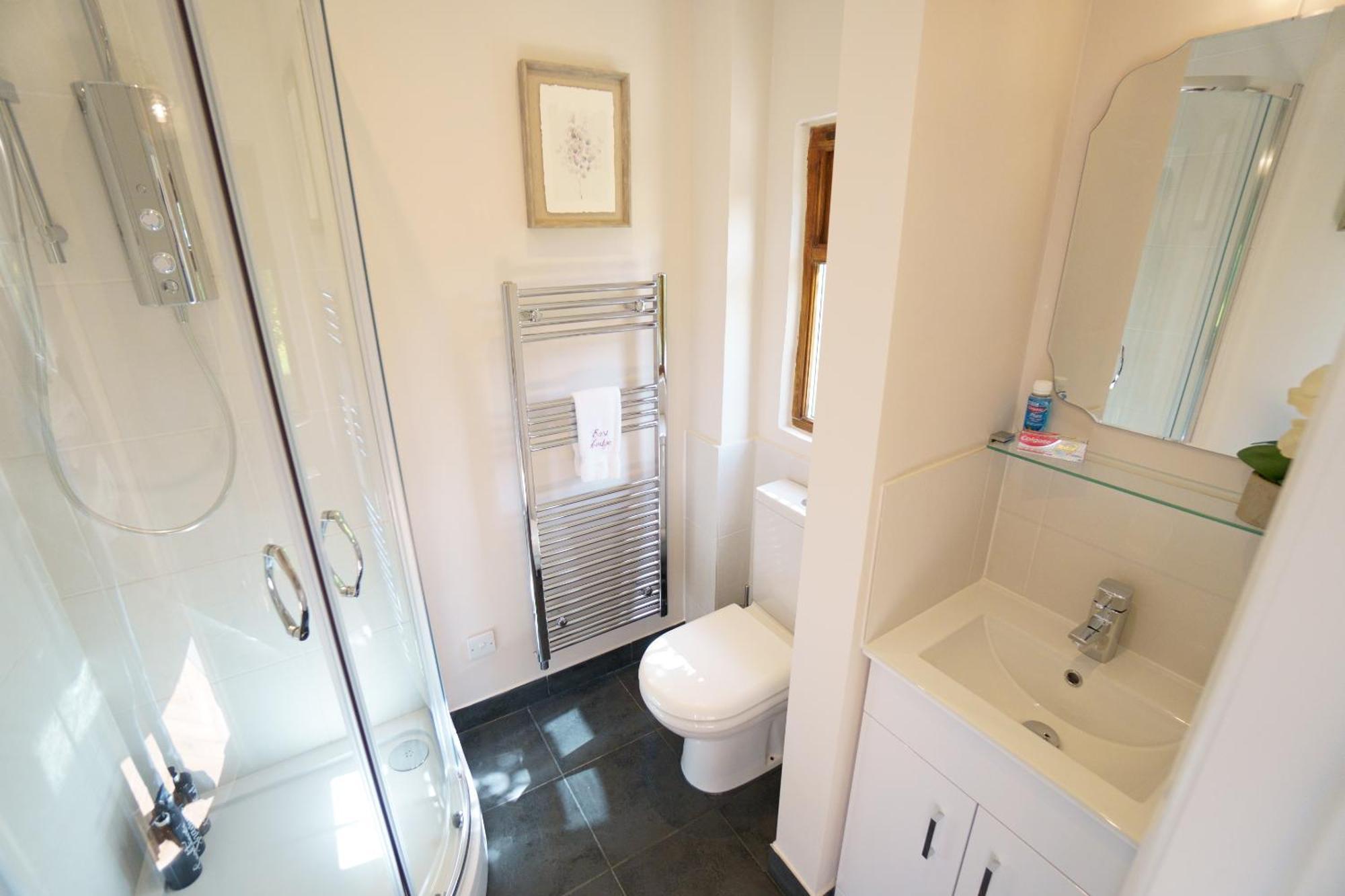 East Lodge Bolney Room photo